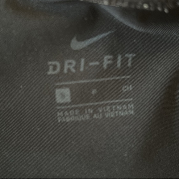 2 pairs of pants: Camo joggers/sweatpants and Nike Sweatpants - Picture 5 of 6